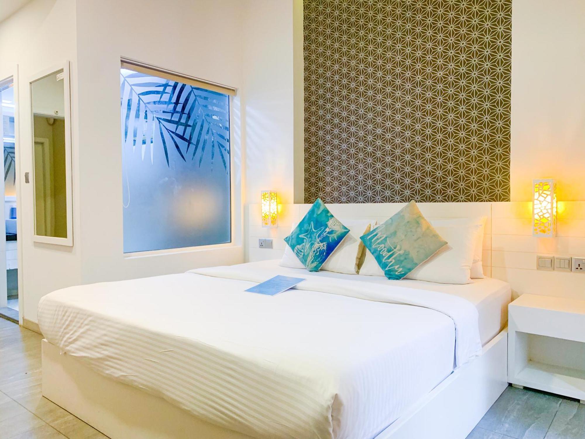 Velana Beach Hotel Maldives Маафуші Екстер'єр фото