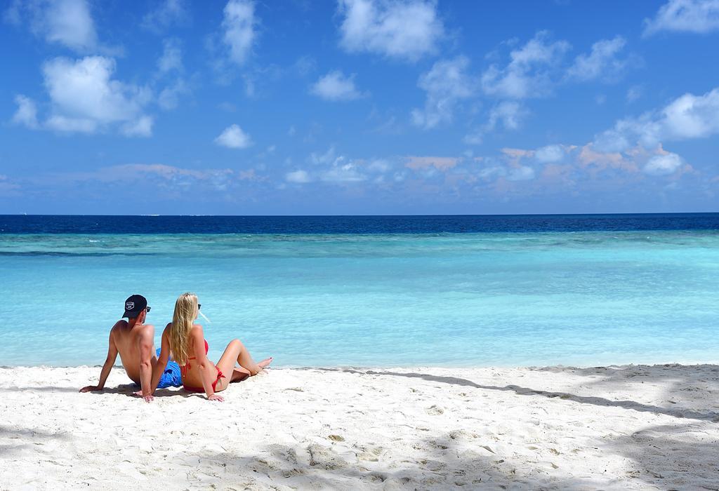Velana Beach Hotel Maldives Маафуші Екстер'єр фото