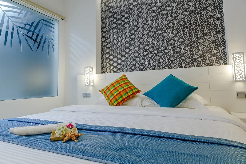 Velana Beach Hotel Maldives Маафуші Екстер'єр фото